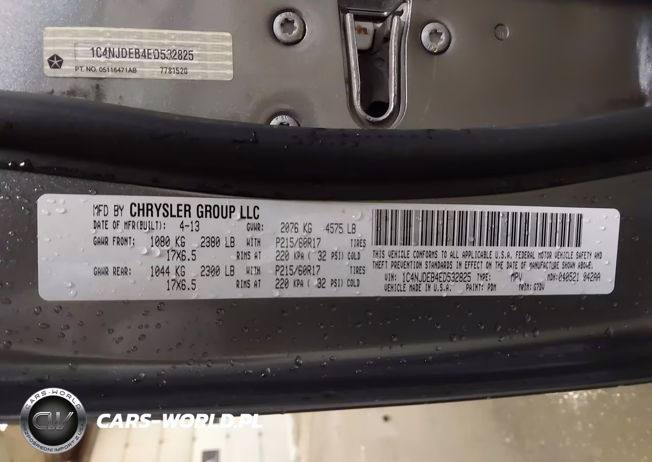 2014 Jeep Compass Latitude VIN:1C4NJDEB4ED532825 - 9