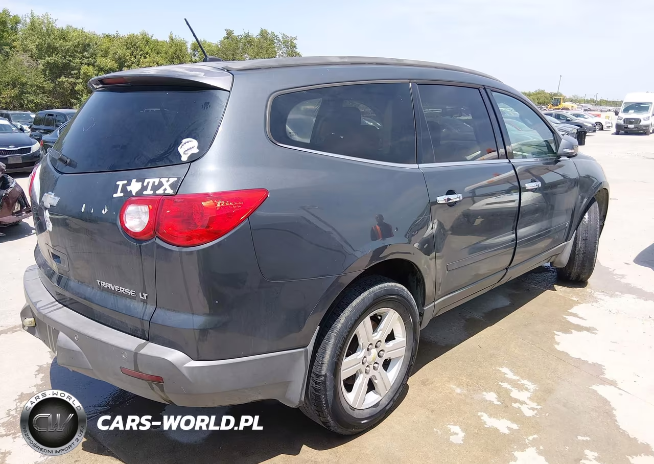 2010 Chevrolet Traverse Lt VIN:1GNLVFEDXAS138817 - 4