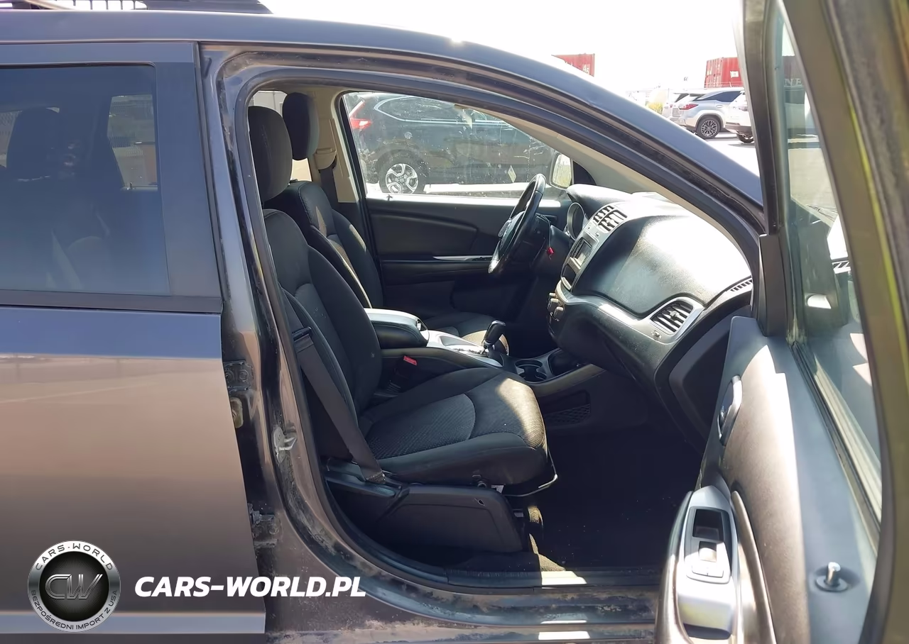 2019 Dodge Journey Se VIN:3C4PDCBB8KT804507 - 5