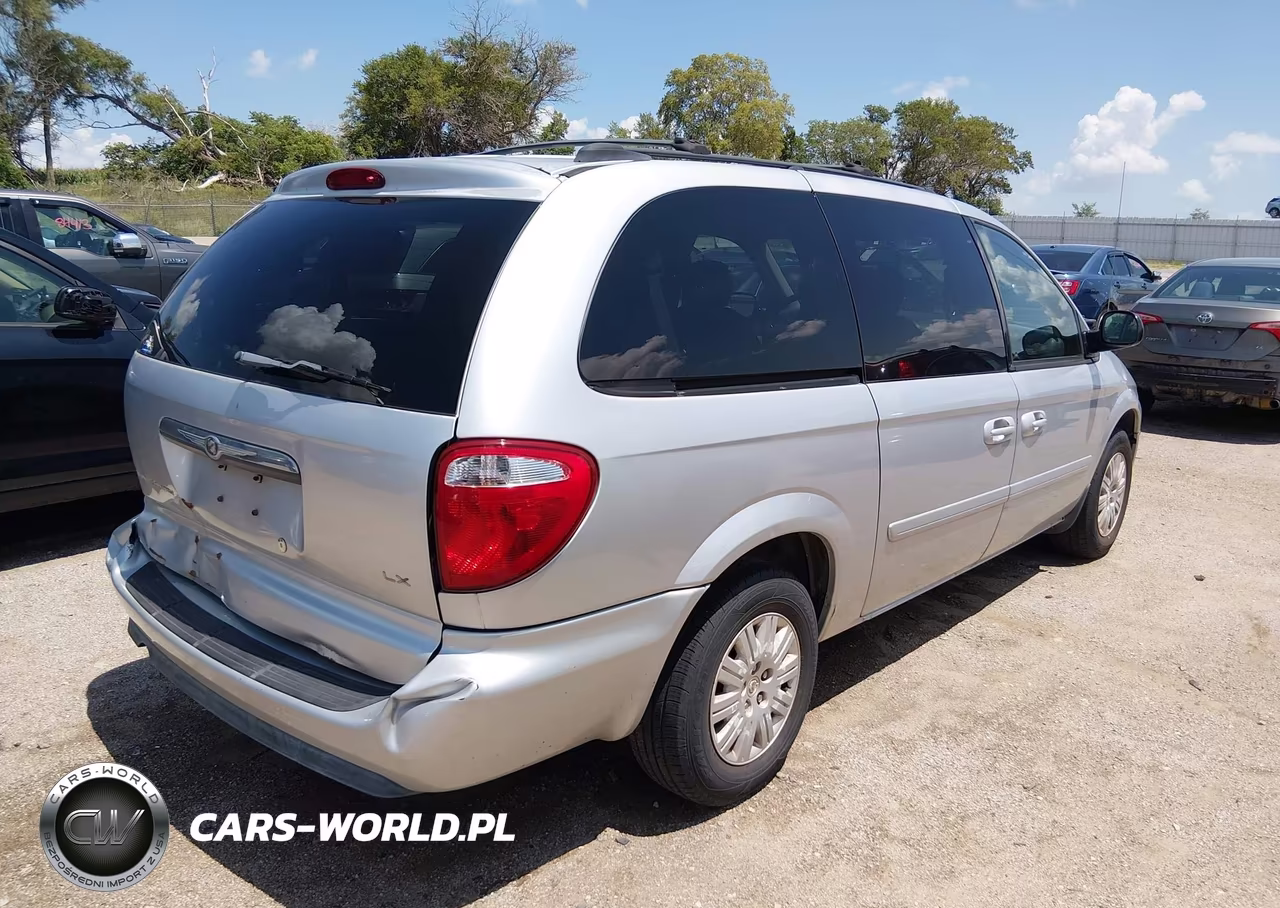 2005 Chrysler Town & Country Lx VIN:2C4GP44R65R243335 - 4