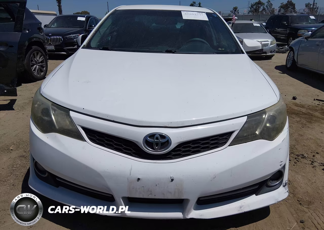 2014 Toyota Camry Se VIN:4T1BF1FK2EU842016 - 13