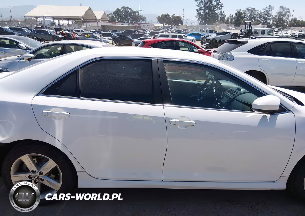 2014 Toyota Camry Se VIN:4T1BF1FK2EU842016 - 14