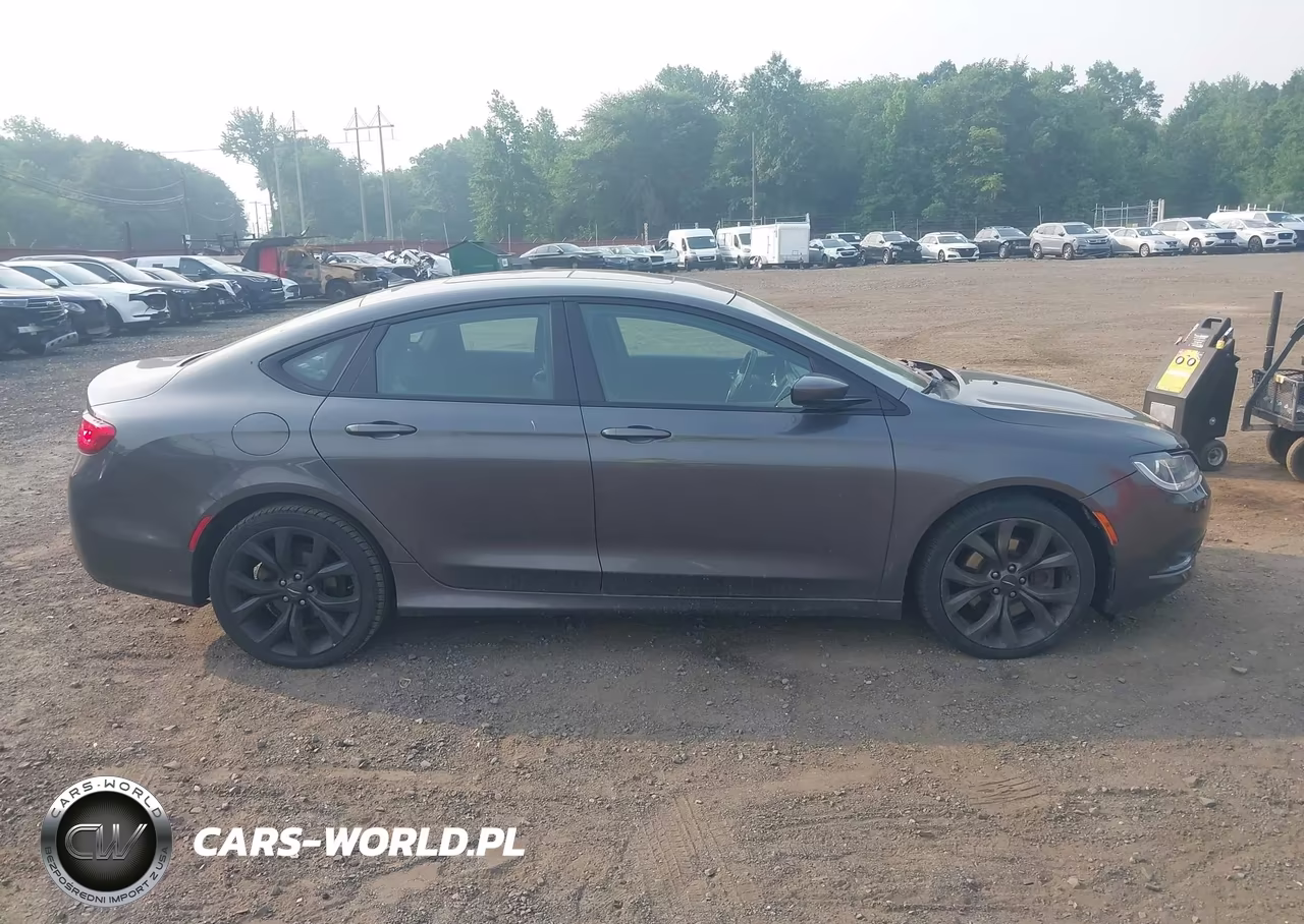 2016 Chrysler 200 S VIN:1C3CCCDGXGN110407 - 13