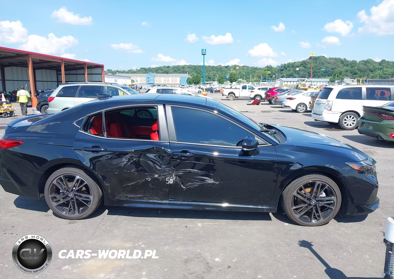 2026 Toyota Camry Xse VIN:4T1DAACK6TU292571 - 13