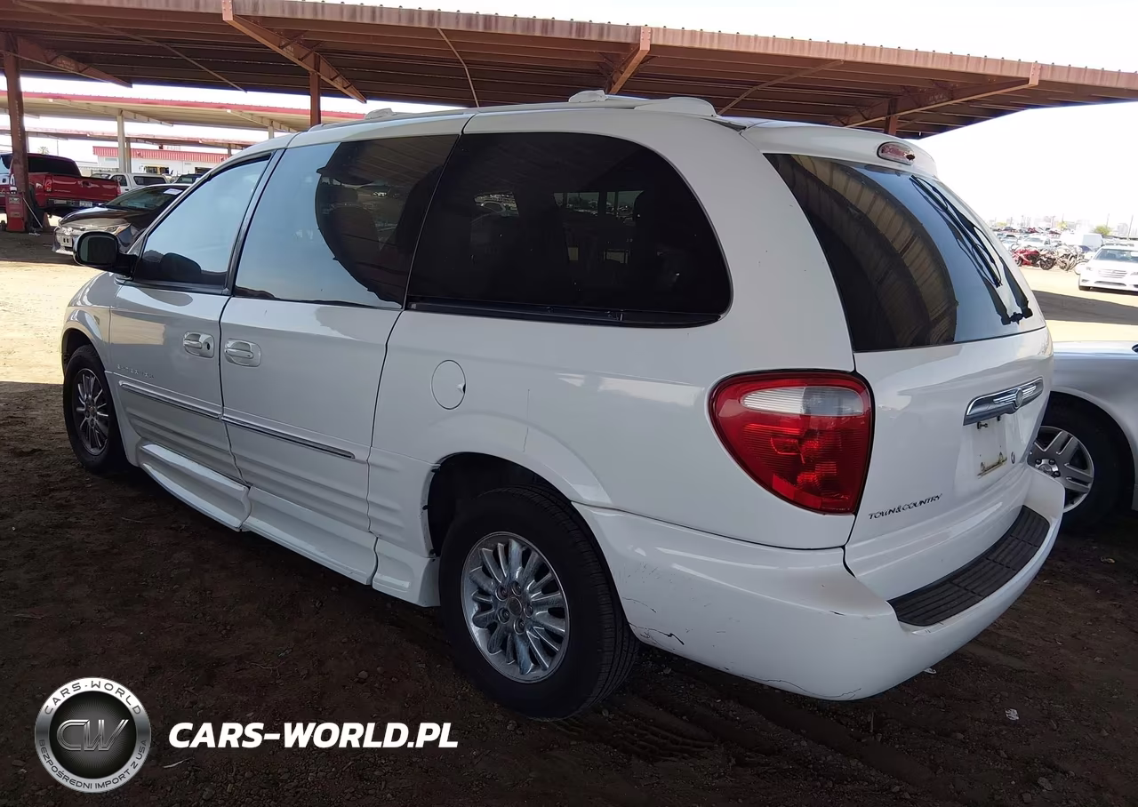 2002 Chrysler Town & Country Limited VIN:2C8GP64L52R533230 - 3