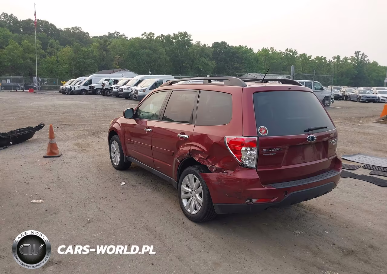 2011 Subaru Forester 2.5X Premium VIN:JF2SHADC7BH713107 - 3