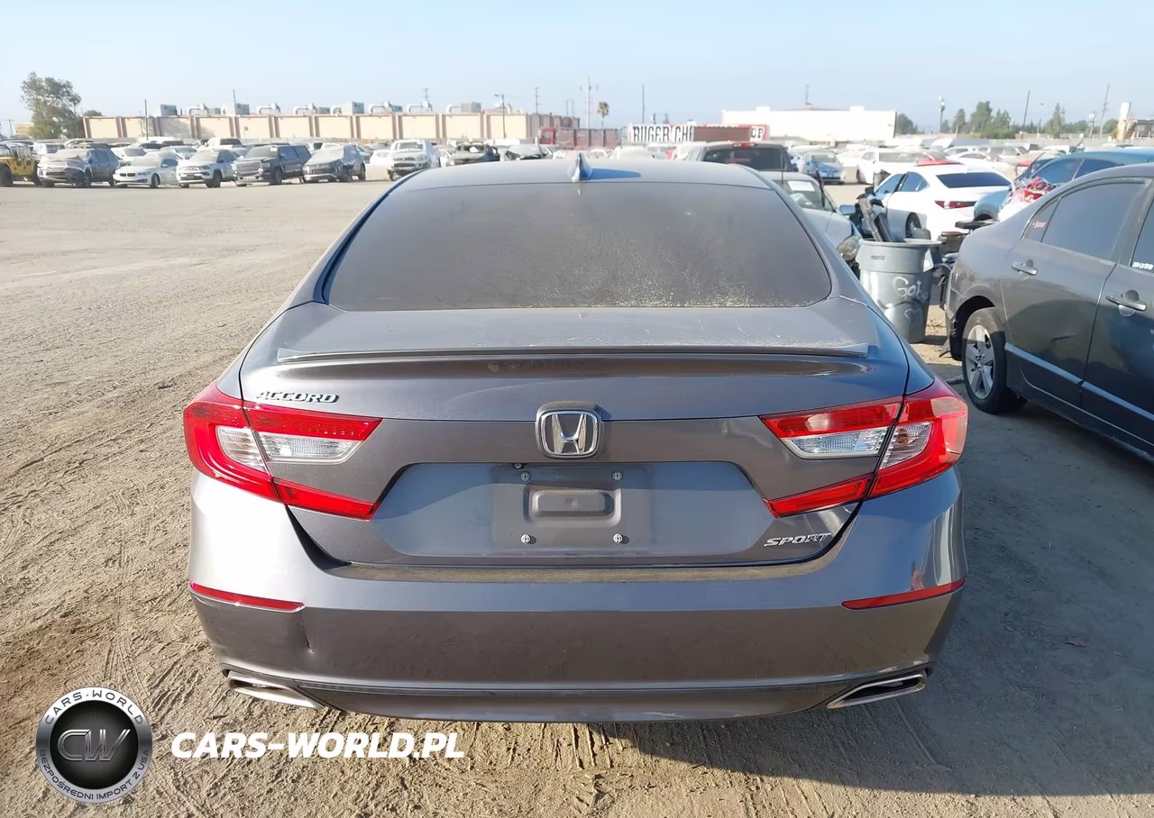 2018 Honda Accord Sport VIN:1HGCV1F32JA036274 - 16