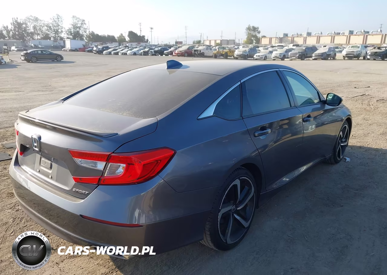 2018 Honda Accord Sport VIN:1HGCV1F32JA036274 - 4
