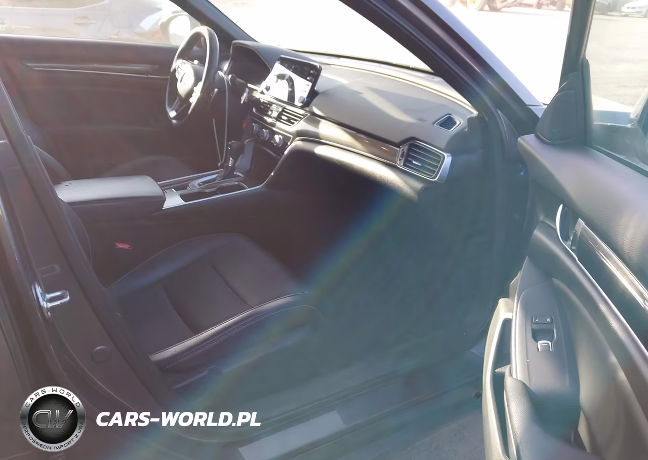 2018 Honda Accord Sport VIN:1HGCV1F32JA036274 - 5