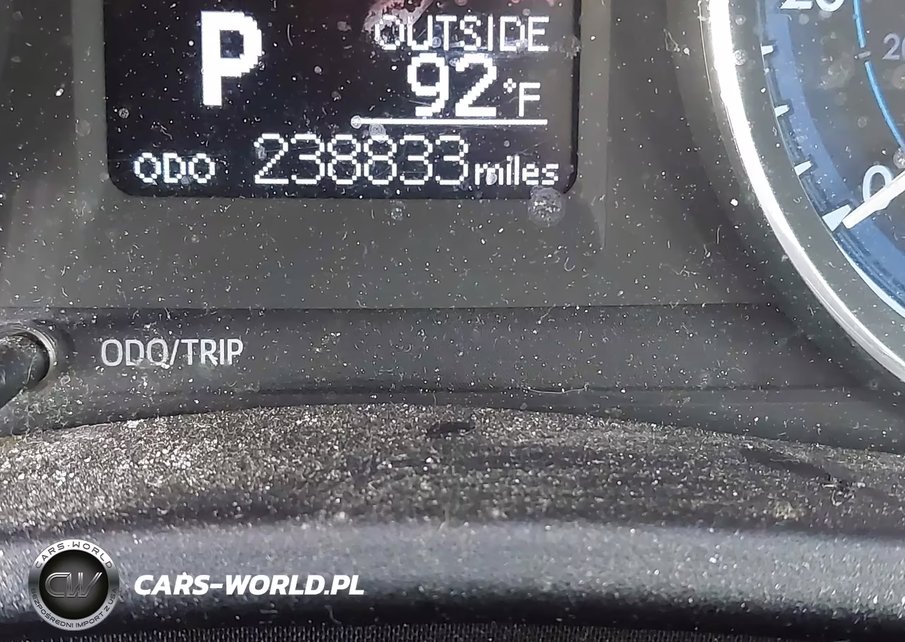 2017 Toyota Corolla Le VIN:2T1BURHE8HC884479 - 15