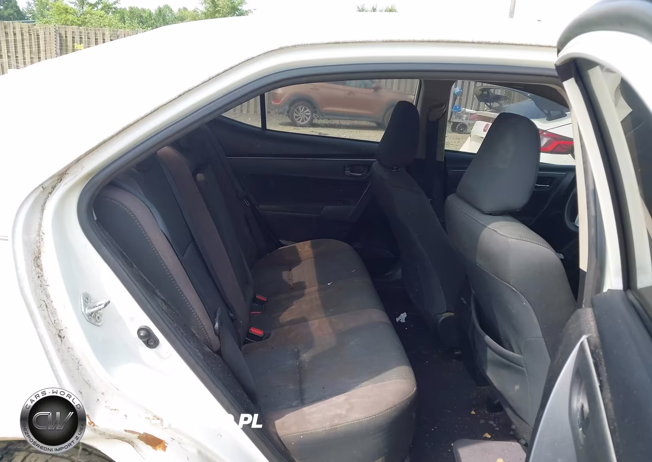 2017 Toyota Corolla Le VIN:2T1BURHE8HC884479 - 8