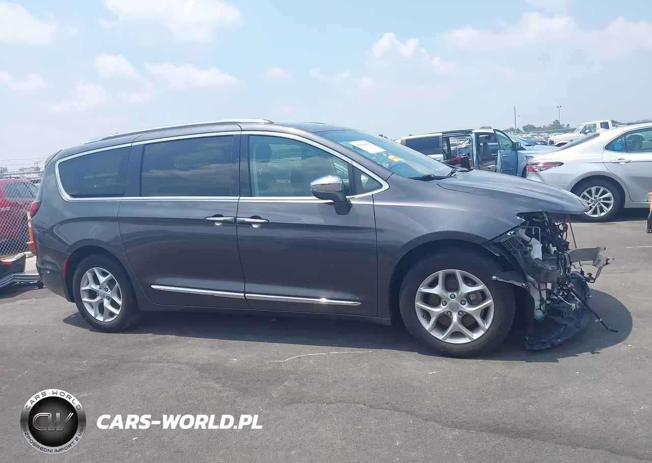 2020 Chrysler Pacifica Limited VIN:2C4RC1GG2LR109304 - 14