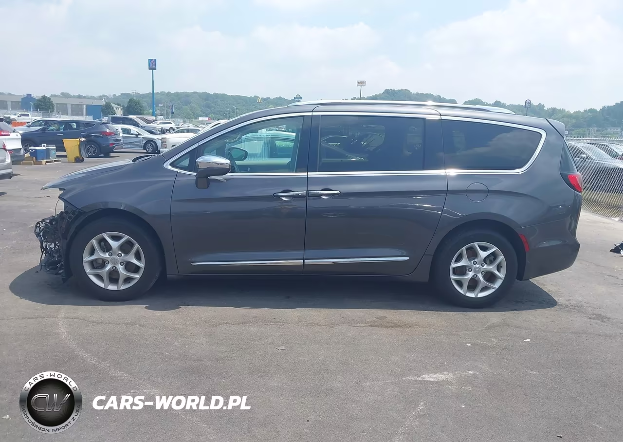 2020 Chrysler Pacifica Limited VIN:2C4RC1GG2LR109304 - 15