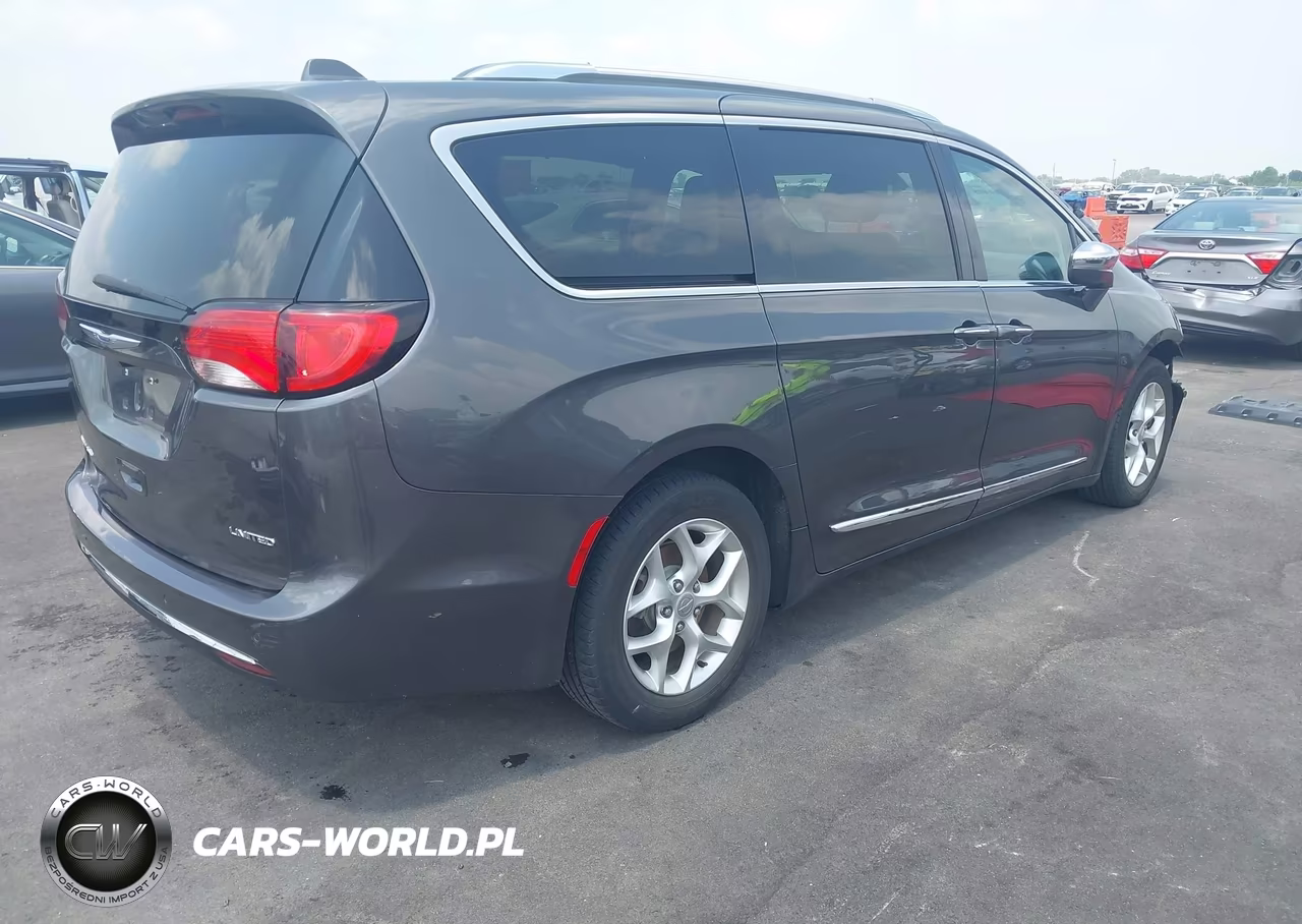 2020 Chrysler Pacifica Limited VIN:2C4RC1GG2LR109304 - 4