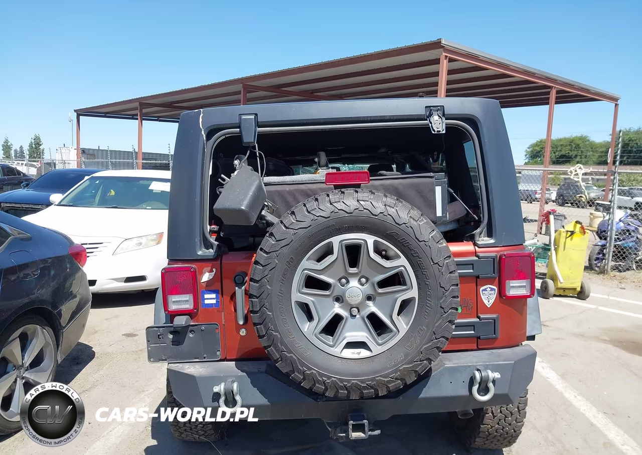 2014 Jeep Wrangler Unlimited Rubicon VIN:1C4BJWFG0EL303363 - 17