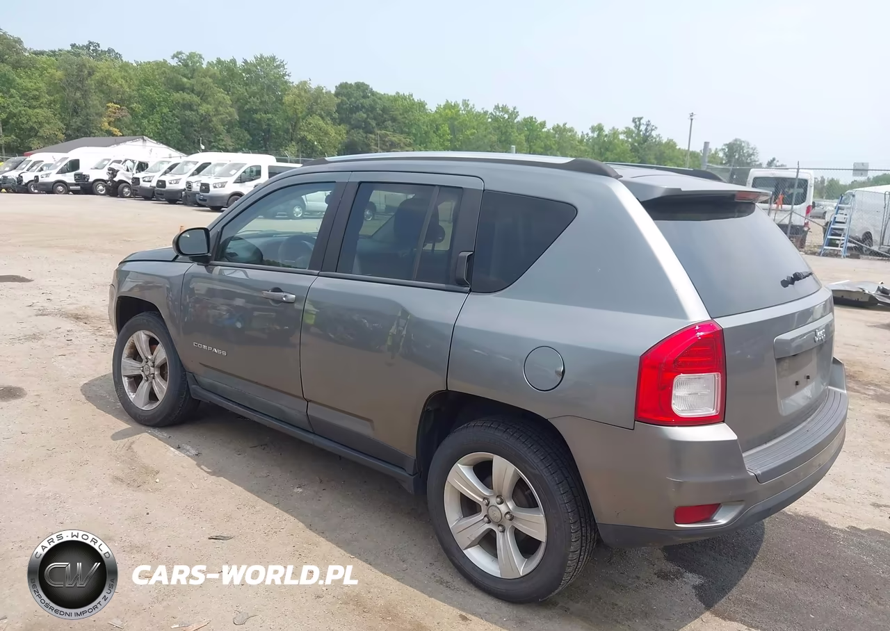 2013 Jeep Compass Sport VIN:1C4NJCBB3DD225630 - 3