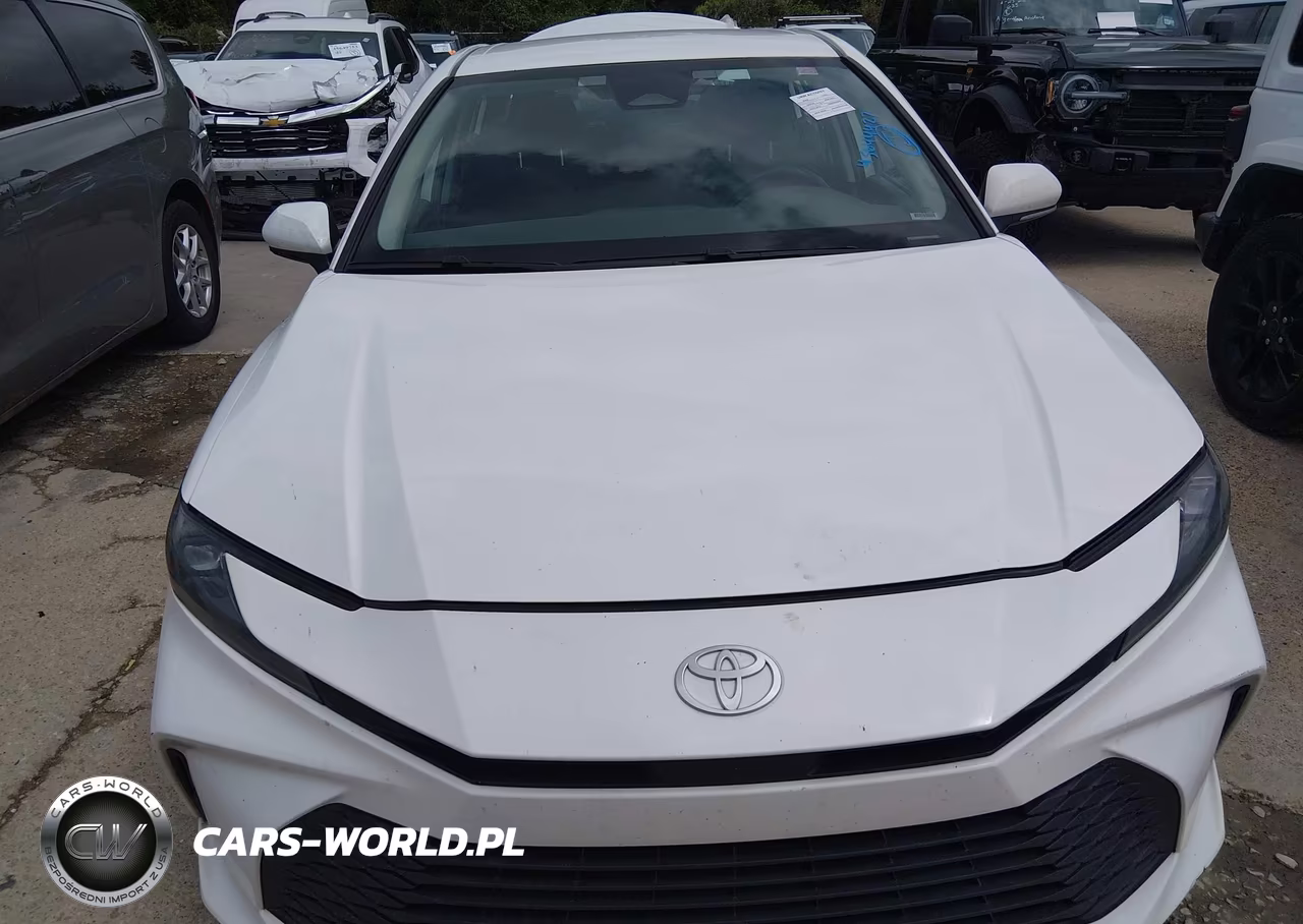 2025 Toyota Camry Le VIN:4T1DAACK0SU028728 - 12