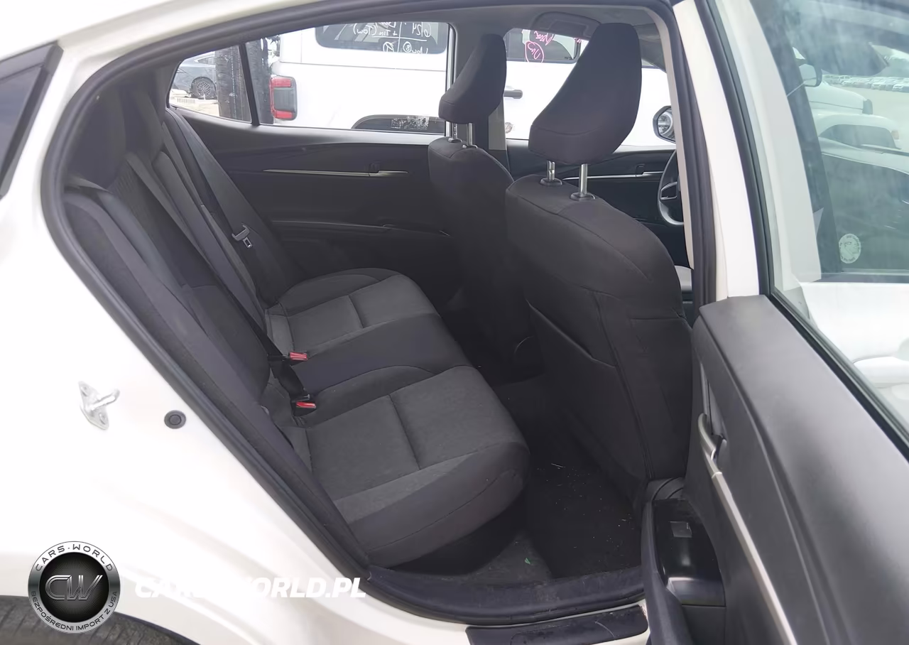 2025 Toyota Camry Le VIN:4T1DAACK0SU028728 - 8