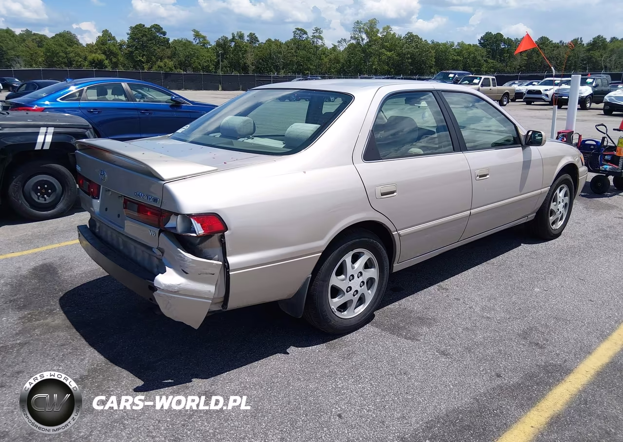 1999 Toyota Camry Le V6 VIN:4T1BF22K4XU079219 - 4