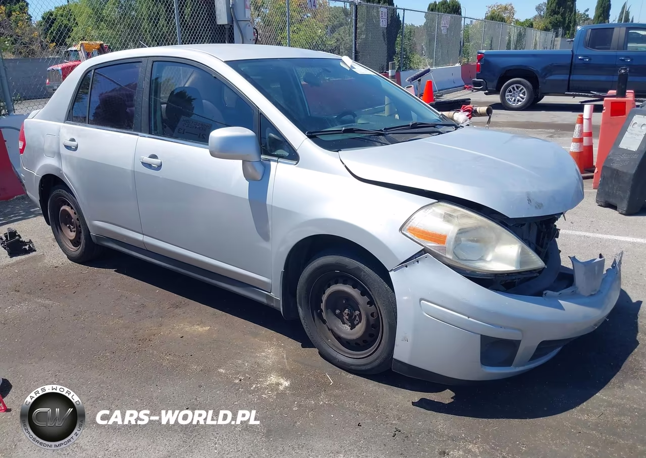 2008 Nissan Versa 1.8 S