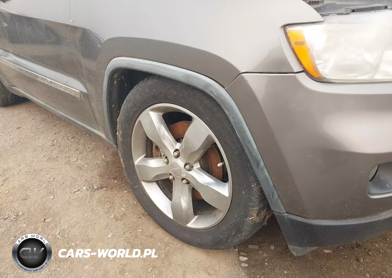 2011 Jeep Grand Cherokee Overland VIN:1J4RR6GT8BC713529 - 13