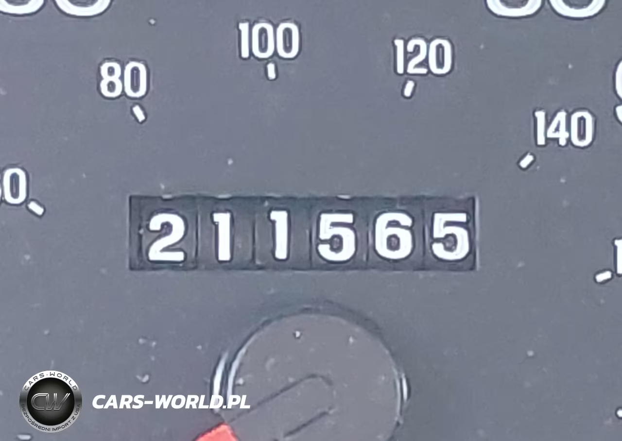 1998 Ford Crown Victoria Lx VIN:2FAFP74W0WX118692 - 15
