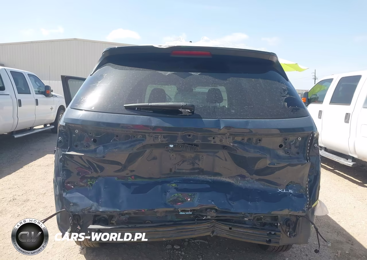 2024 Toyota Grand Highlander Xle VIN:5TDAAAA57RS018281 - 6