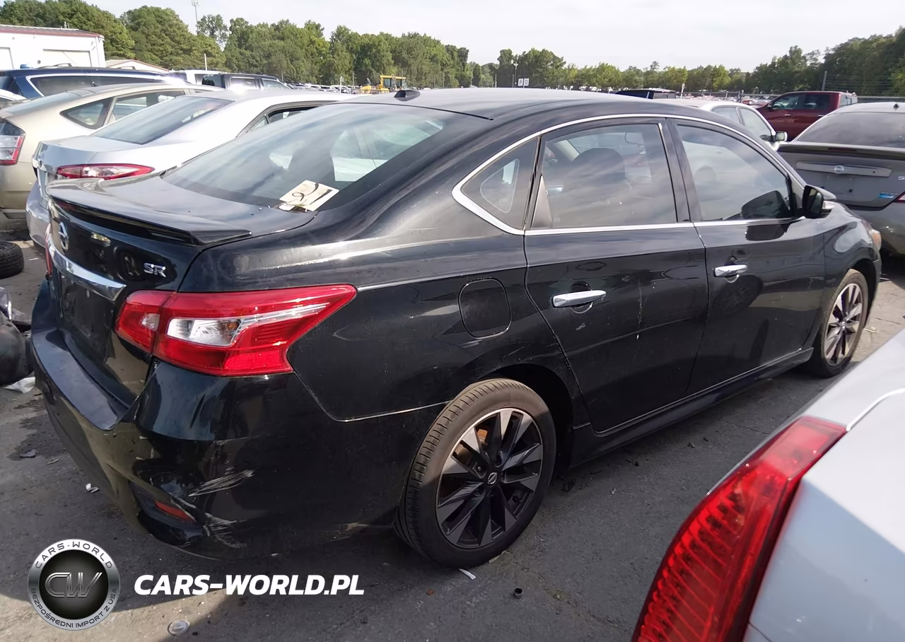 2017 Nissan Sentra Sr VIN:3N1AB7AP2HY240254 - 4