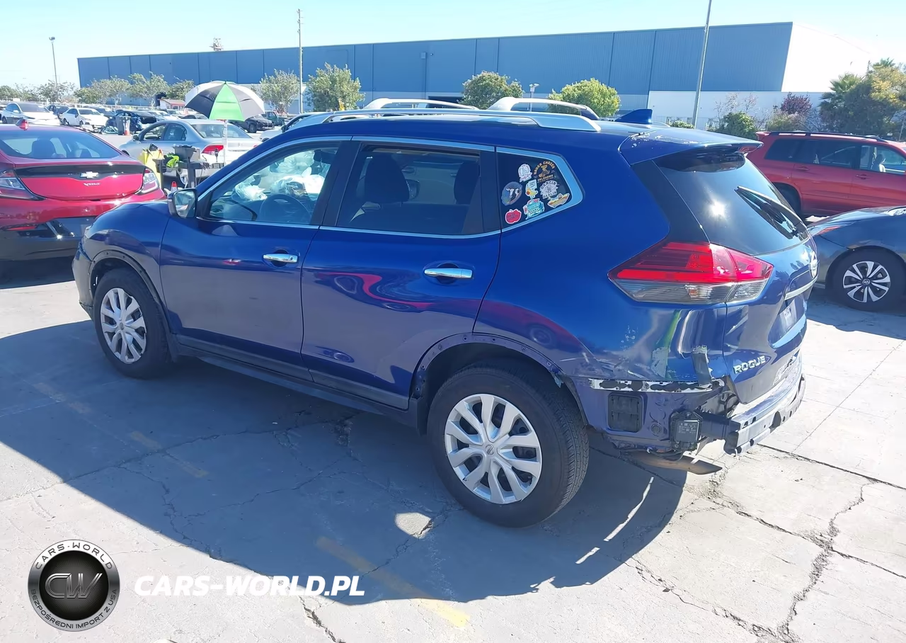 2017 Nissan Rogue S VIN:KNMAT2MT3HP578432 - 3