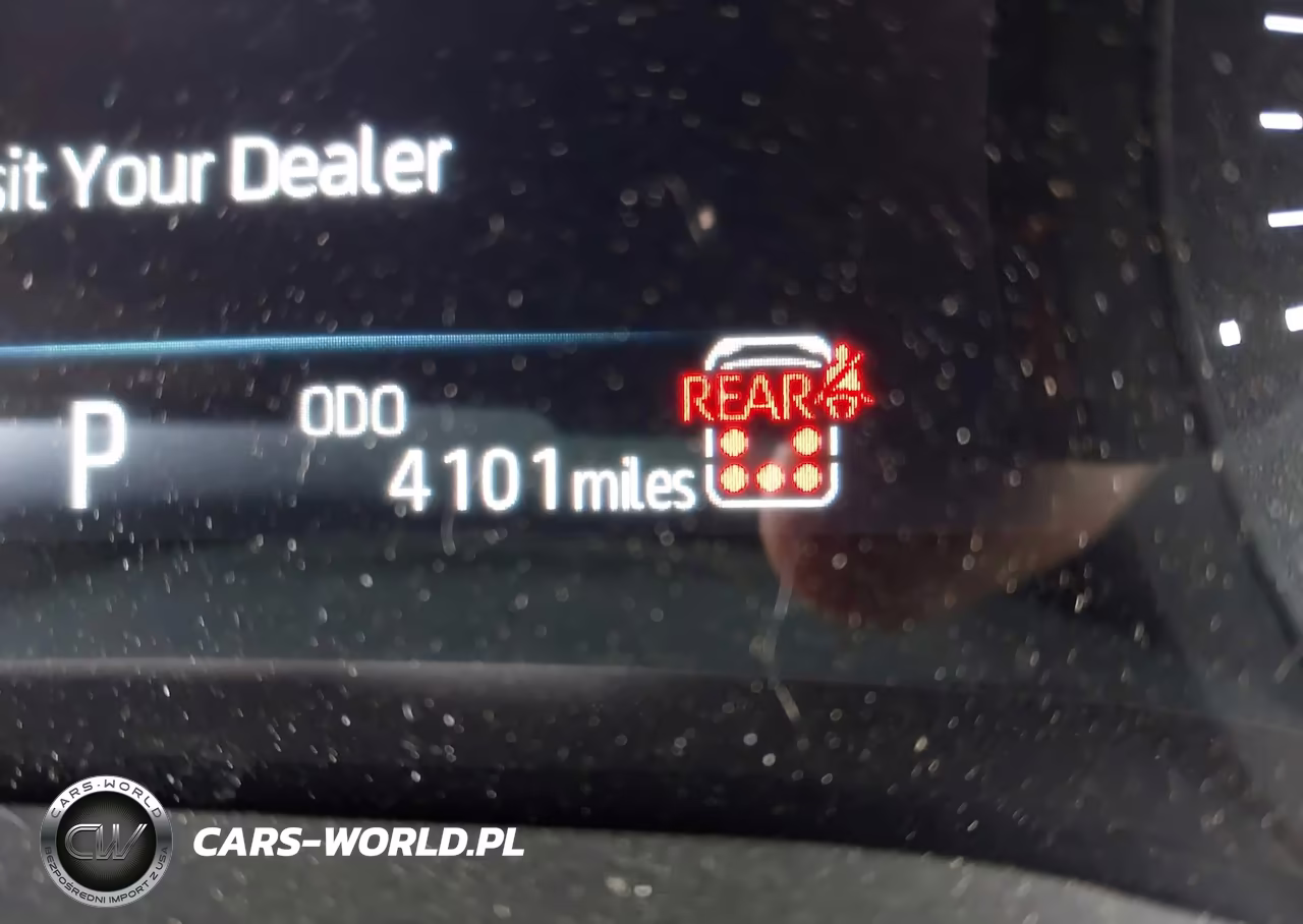 2025 Toyota Sienna Xle VIN:5TDJSKFC5SS215319 - 15