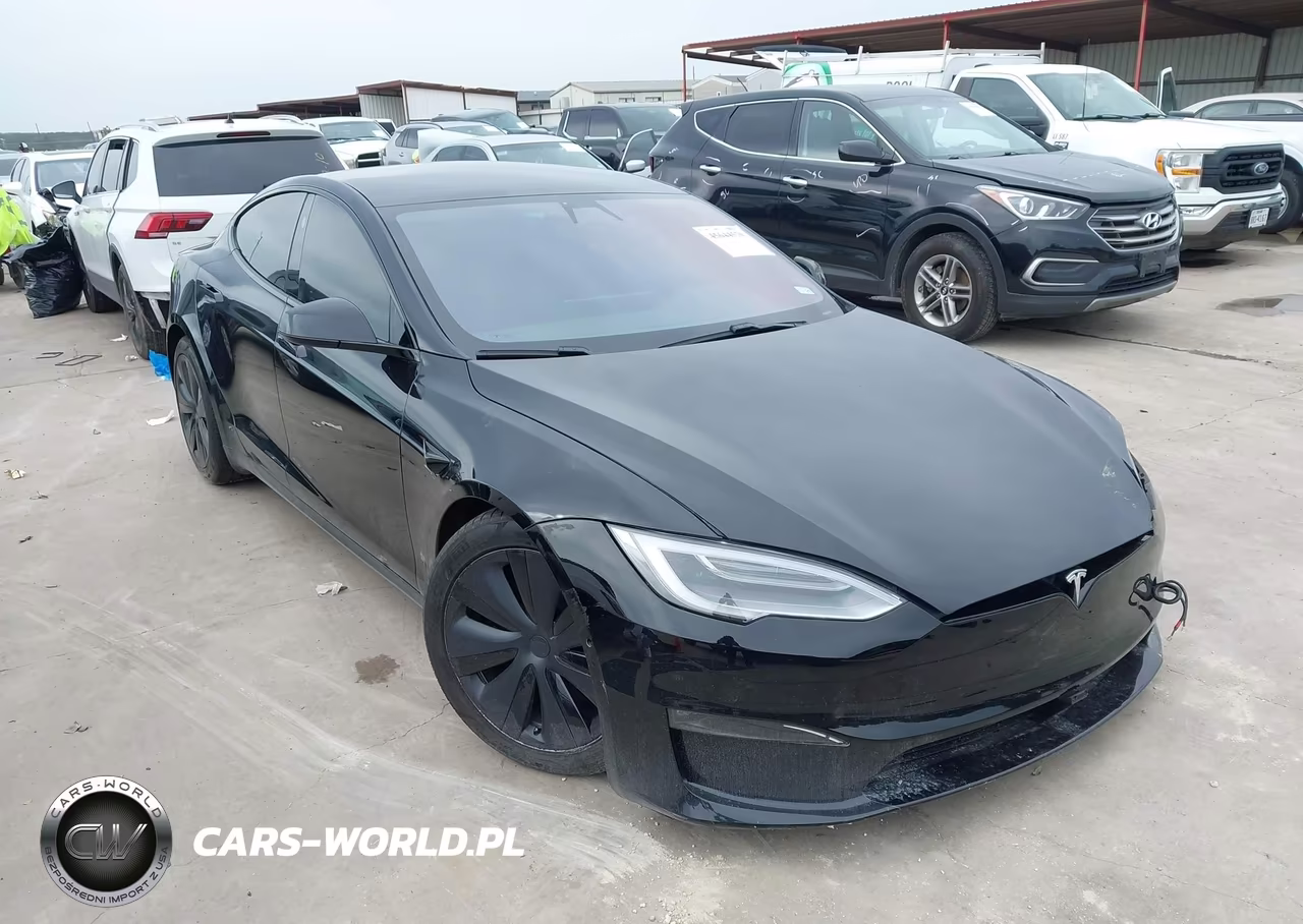2022 Tesla Model S Plaid Tri Motor All-Wheel Drive