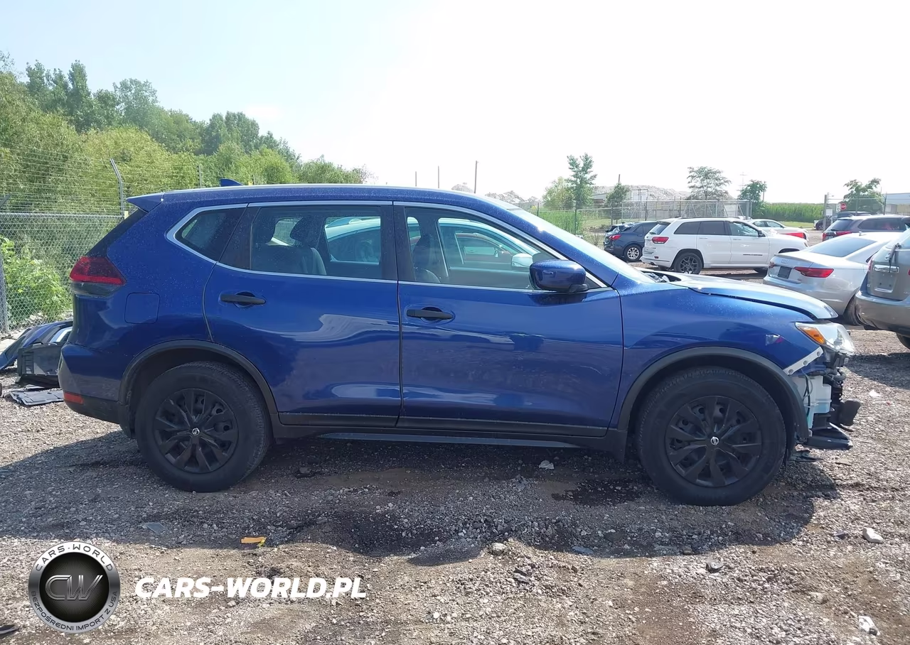 2018 Nissan Rogue S VIN:5N1AT2MV9JC731101 - 14