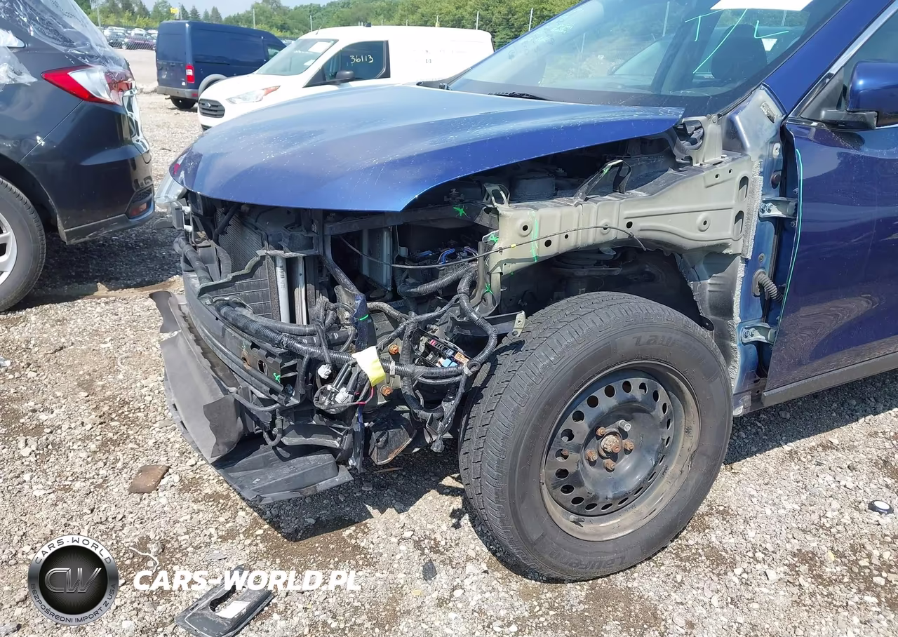 2018 Nissan Rogue S VIN:5N1AT2MV9JC731101 - 19