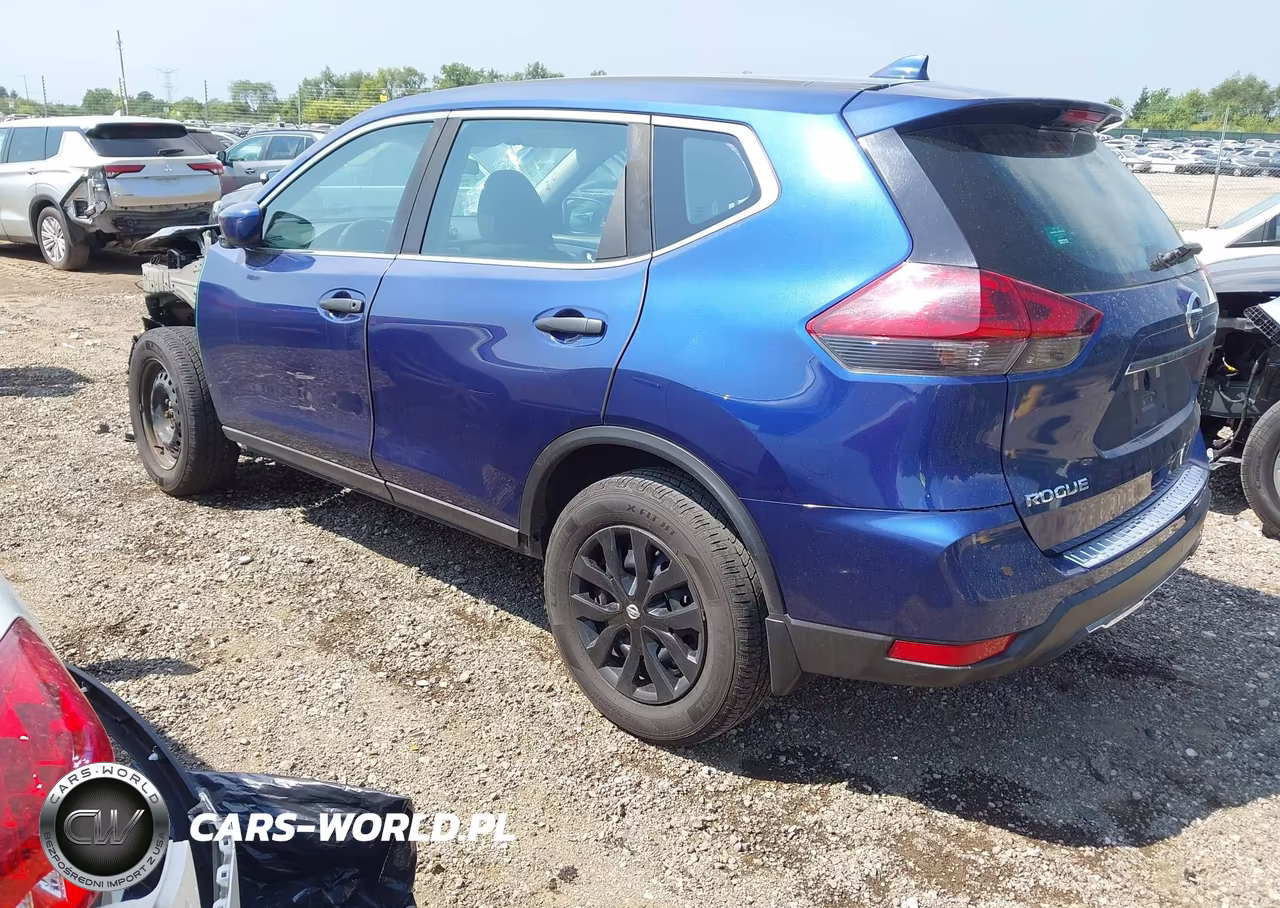 2018 Nissan Rogue S VIN:5N1AT2MV9JC731101 - 3