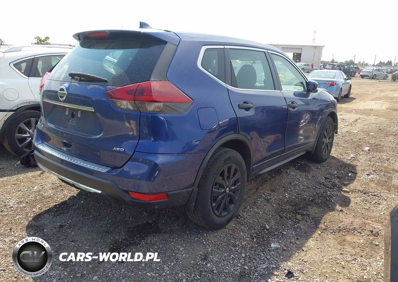 2018 Nissan Rogue S VIN:5N1AT2MV9JC731101 - 4