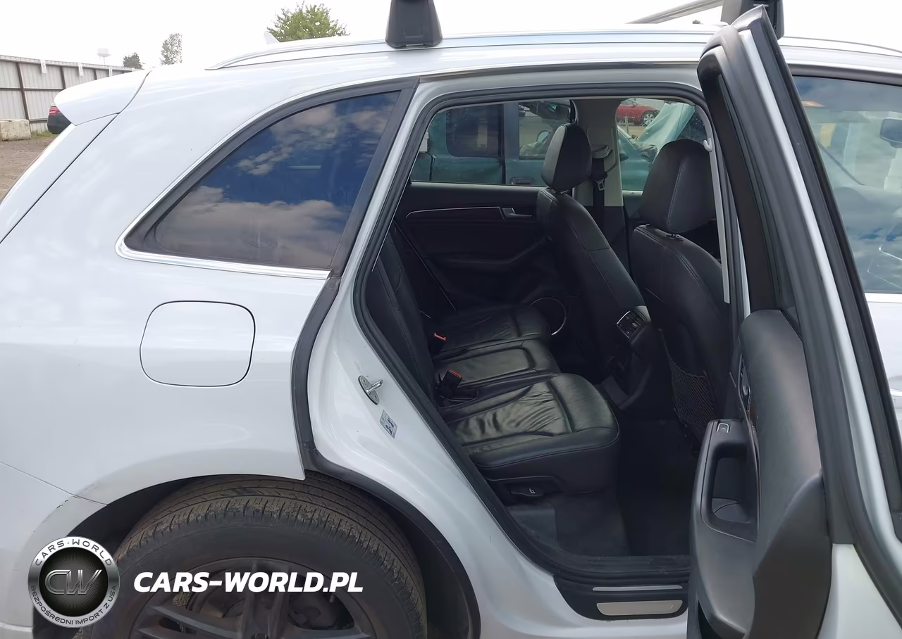 2016 Audi Q5 2.0T Premium VIN:WA1L2AFP2GA100584 - 8