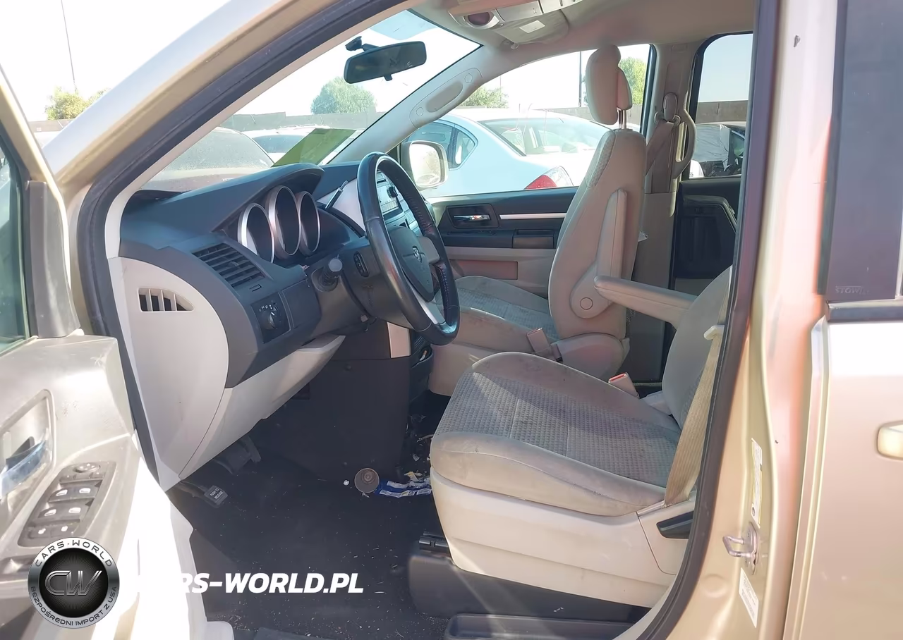 2010 Dodge Grand Caravan Hero VIN:2D4RN3D14AR488893 - 5