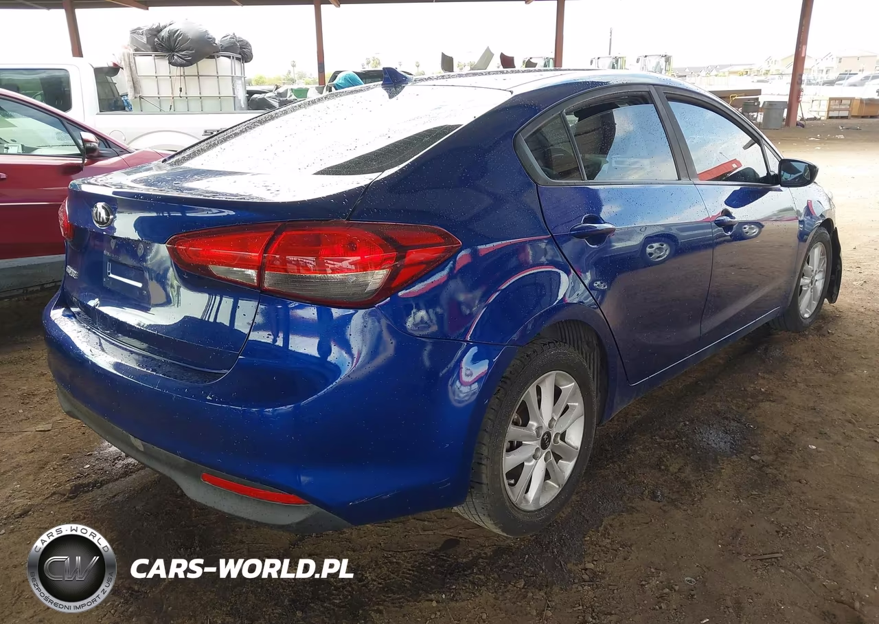 2017 Kia Forte Lx VIN:3KPFL4A70HE117309 - 4