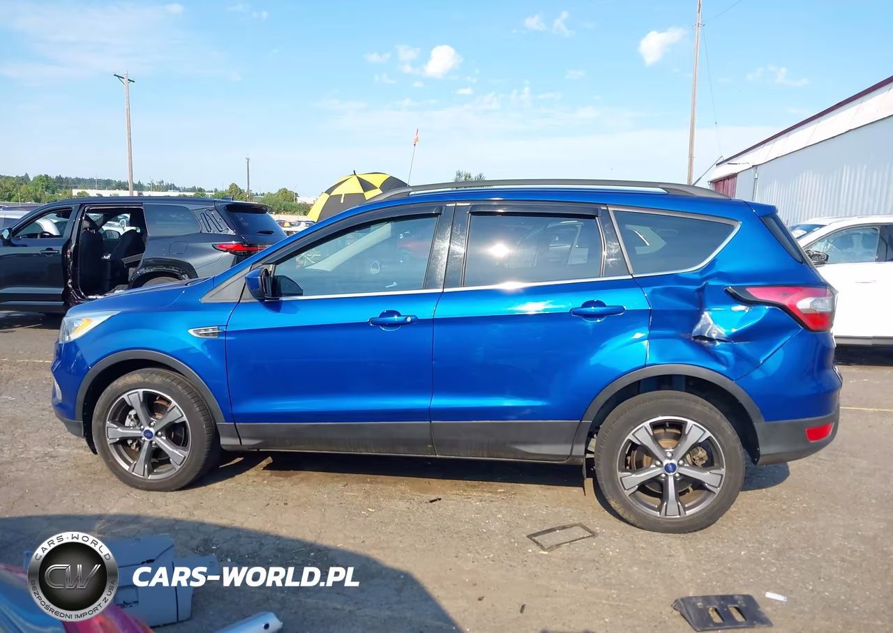 FORD ESCAPE SE VIN:1FMCU9GD1HUC81093 - 14