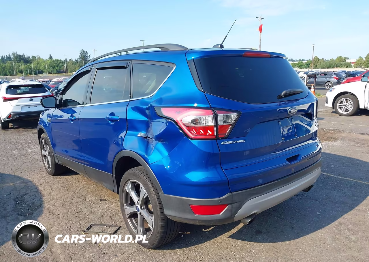 FORD ESCAPE SE VIN:1FMCU9GD1HUC81093 - 3