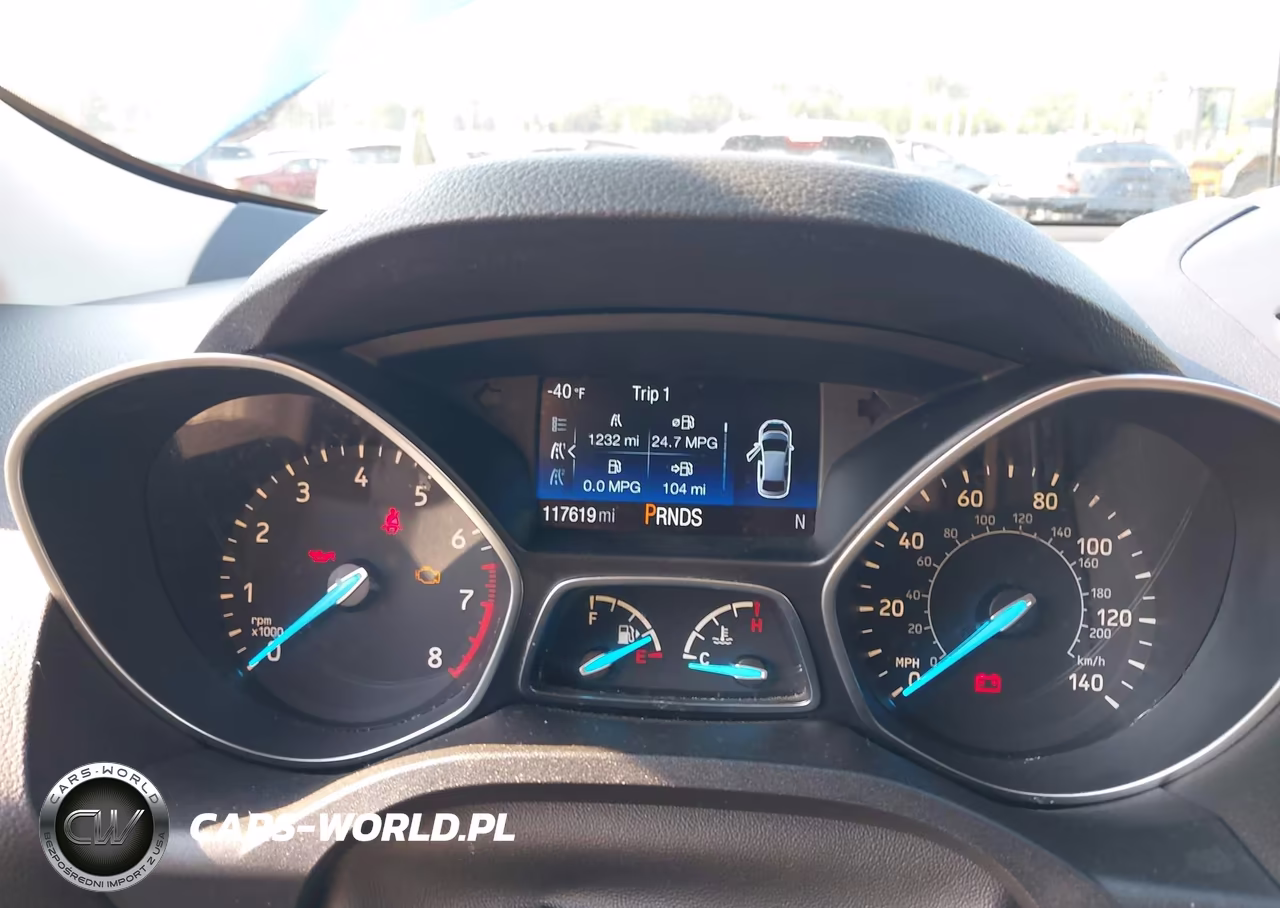FORD ESCAPE SE VIN:1FMCU9GD1HUC81093 - 7