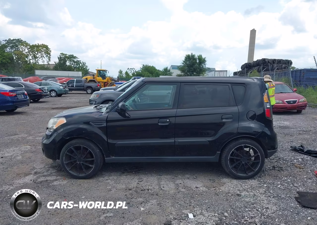 2010 Kia Soul Sport VIN:KNDJT2A27A7049373 - 14