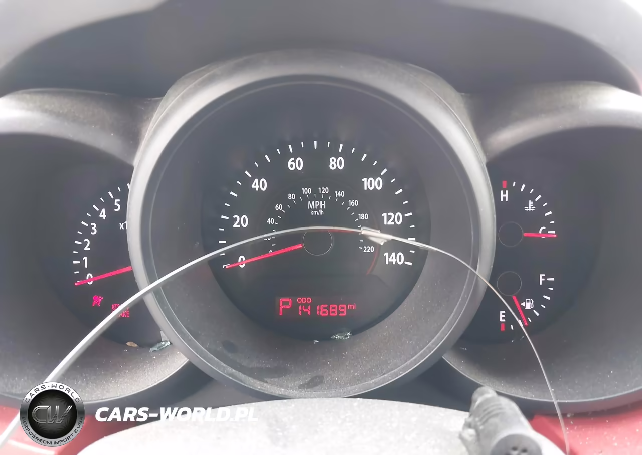 2010 Kia Soul Sport VIN:KNDJT2A27A7049373 - 7