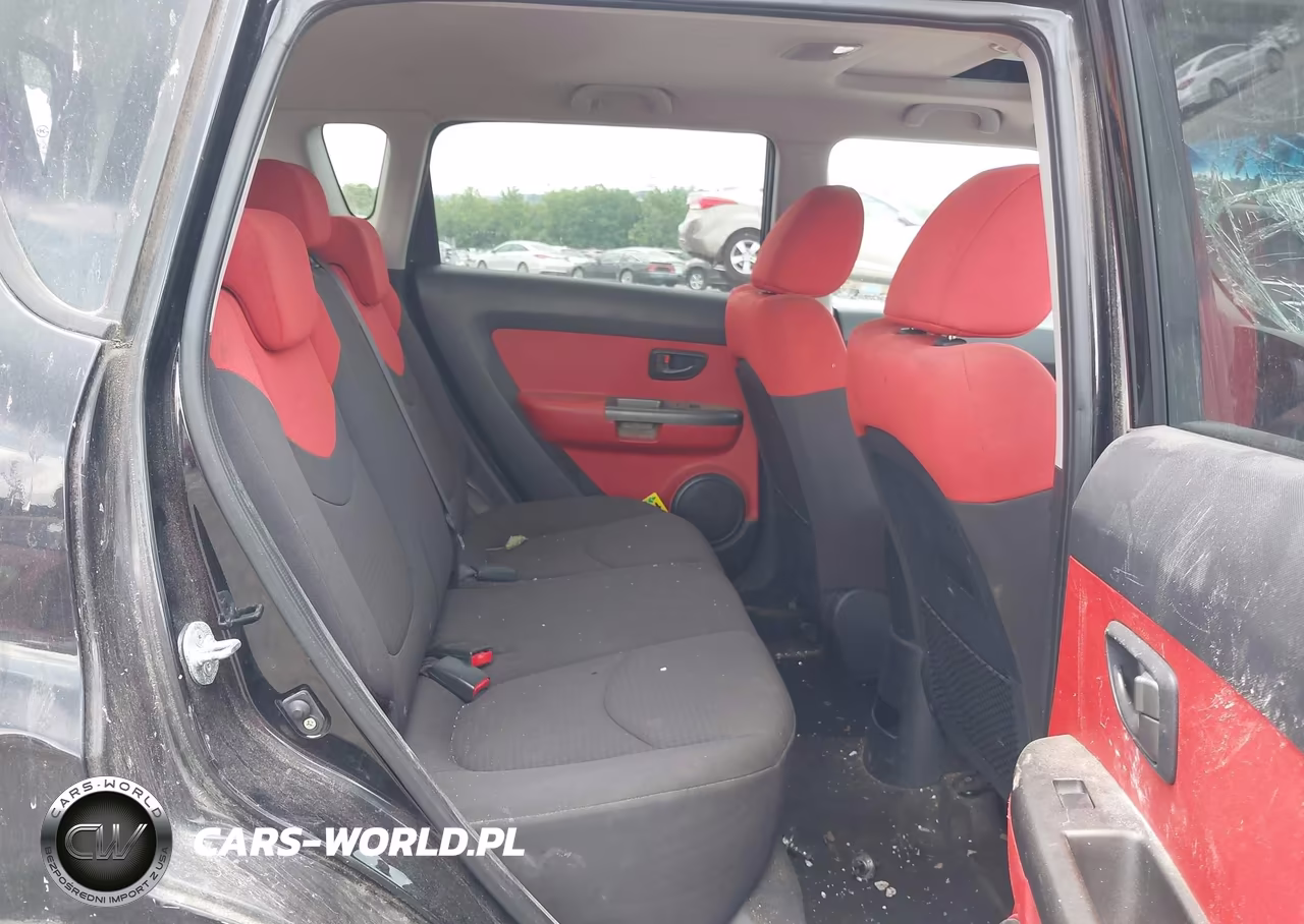 2010 Kia Soul Sport VIN:KNDJT2A27A7049373 - 8