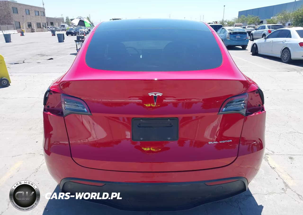 2023 Tesla Model Y Awd-Long Range Dual Motor All-Wheel Drive VIN:7SAYGDEE8PF636626 - 17