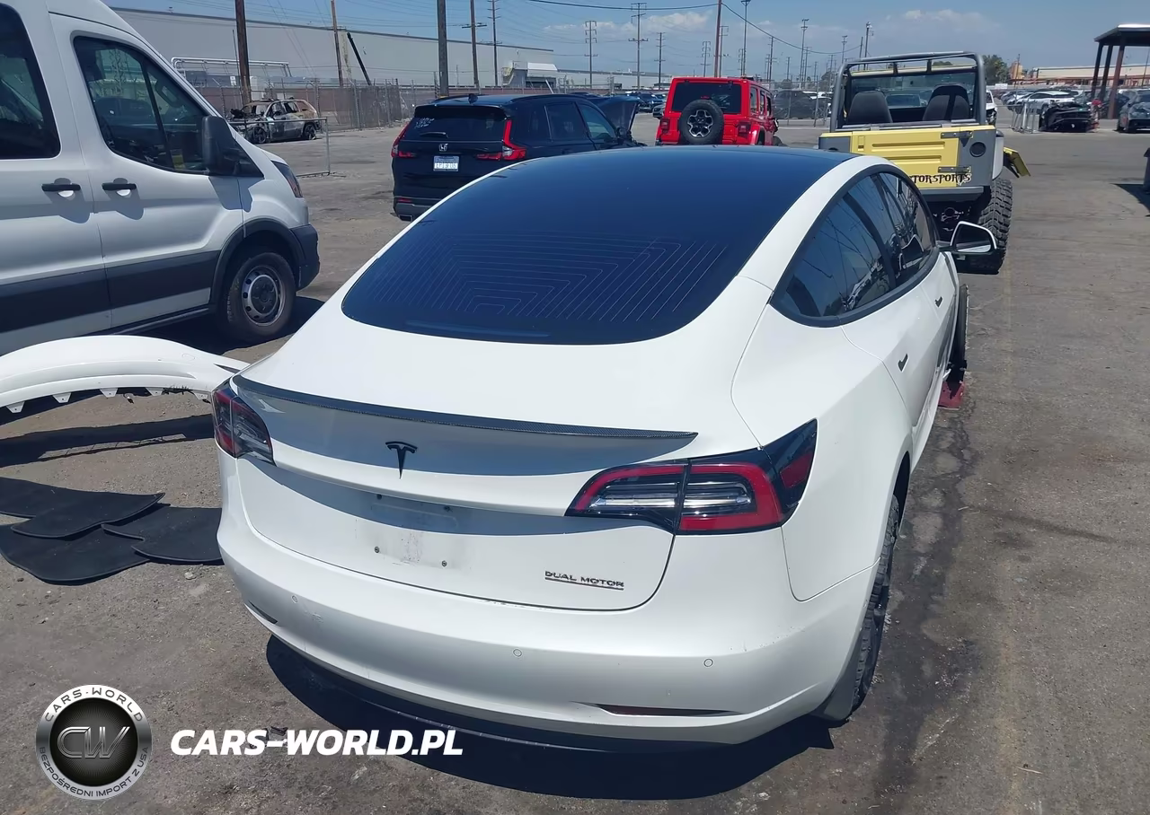 2018 Tesla Model 3 Long Range-Performance VIN:5YJ3E1EB0JF106563 - 16
