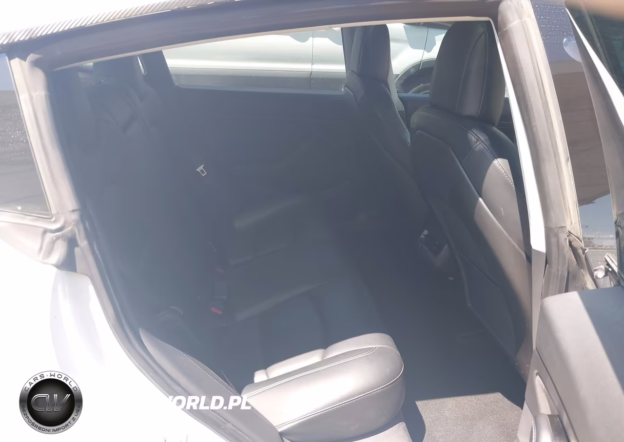 2018 Tesla Model 3 Long Range-Performance VIN:5YJ3E1EB0JF106563 - 8