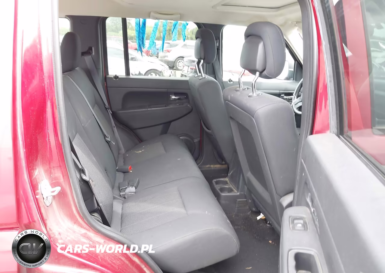 2011 Jeep Liberty Sport VIN:1J4PN2GK8BW577744 - 8