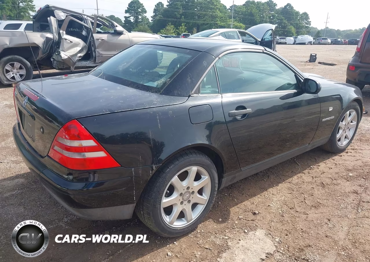 1999 Mercedes-Benz Slk 230 Kompressor VIN:WDBKK47F5XF111623 - 4