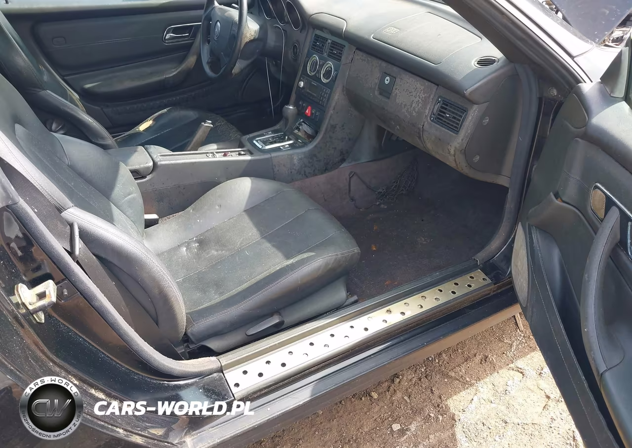 1999 Mercedes-Benz Slk 230 Kompressor VIN:WDBKK47F5XF111623 - 5